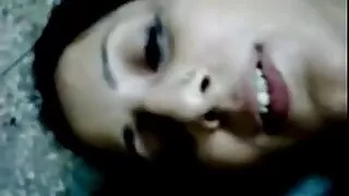 Нөхөр нь fucked эхнэр, өрөөний найз дахь бүх ан цав унтлагын өрөө