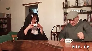 Завхарсан сексийн төлөө bitchy залуу эмэгтэйг тараах
