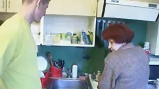 Амралтын өдрүүдээ хамгийн дуртай бөгсөөрөө өрж өнгөрөөх ямар гое юм бэ!