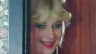 Дур булаам skinn ragazza охин авдаг бүх нүх асар том хойлог нь залуу