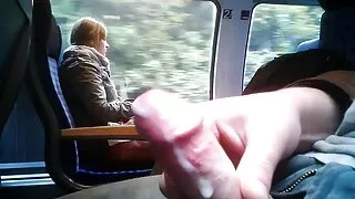 Том бариултай хоер fucks дээр азтай шаргал үстэй