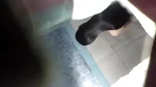 Уналтын улаан улбар шар үстэй охин чин сэтгэлээсээ сорон авахад чиглэгдсэн өөх хойлог