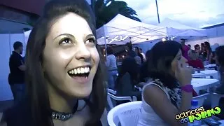 Зөөлөн үтрээнд Ebony хатуу ажлын мод
